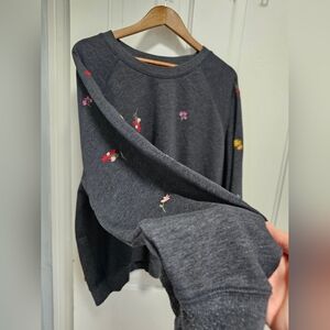 Floral Embroidered Gray Sweatshirt